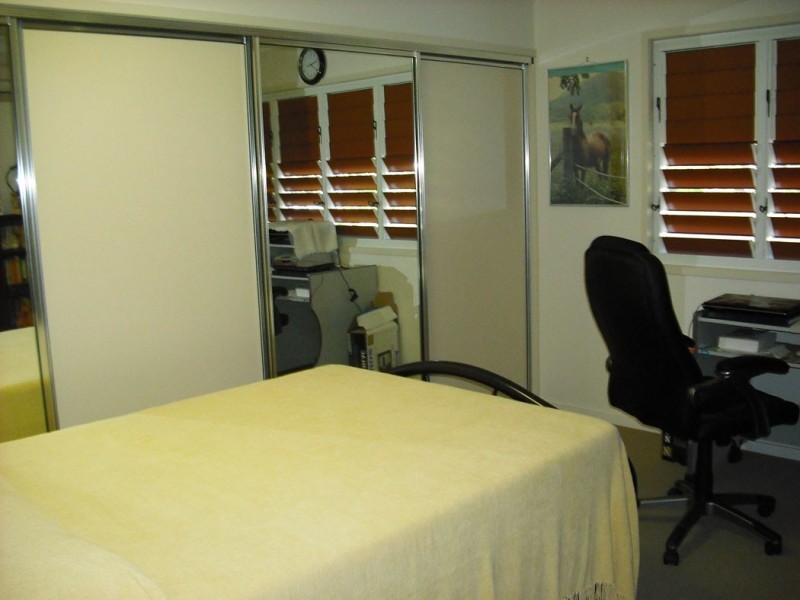 1 108 THE ESPLANADE, Belgian Gardens QLD 4810