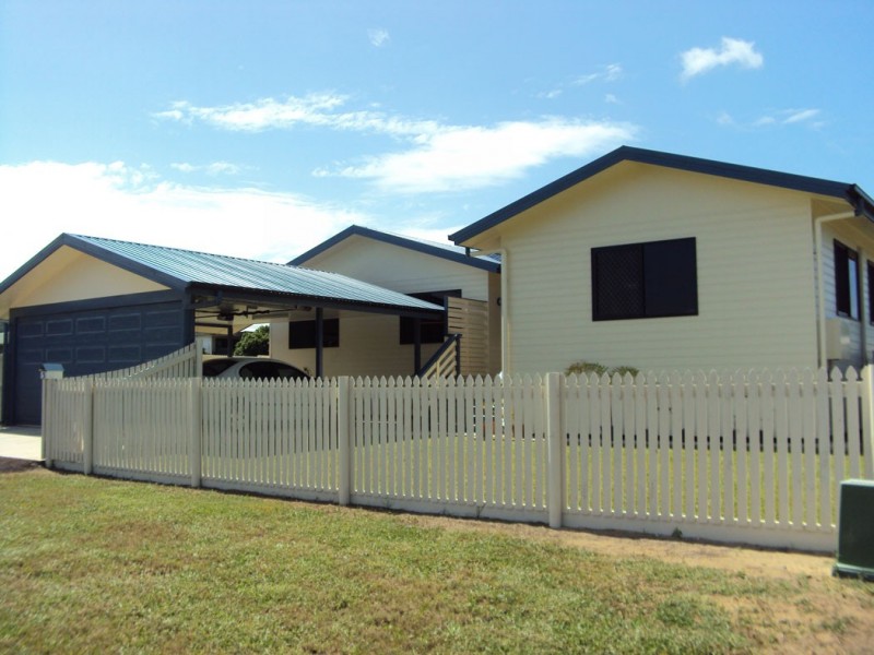 5 MISTLETOE, Forrest Beach QLD 4850