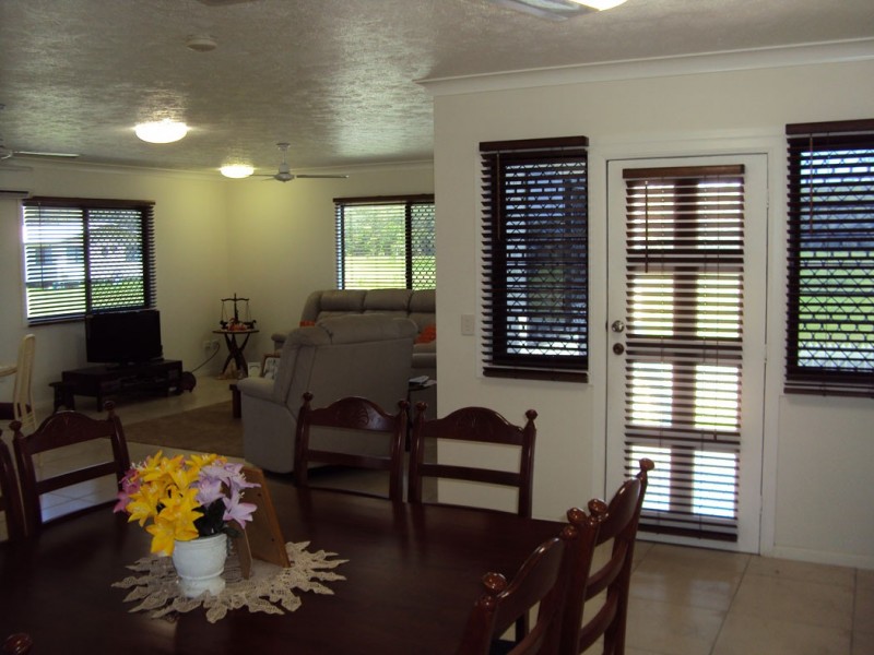 5 MISTLETOE, Forrest Beach QLD 4850