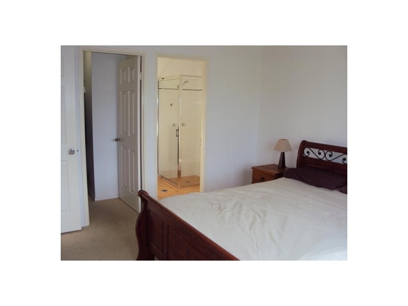 23 CRESTBROOK DRIVE, Mount Louisa QLD 4814