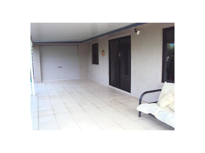 23 CRESTBROOK DRIVE, Mount Louisa QLD 4814