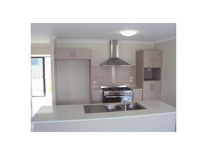 13 CHLOE COURT, Mount Louisa QLD 4814