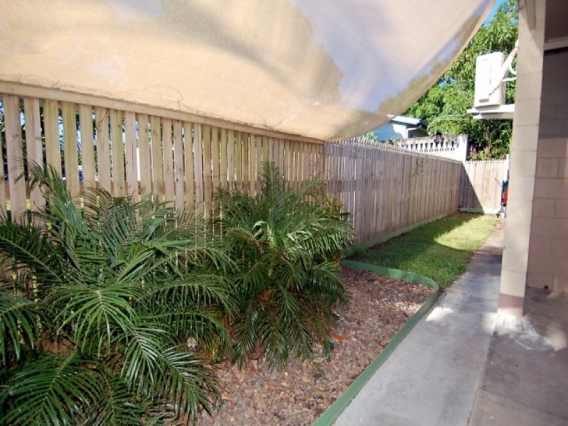 6/175 FRANCIS STREET, West End QLD 4810