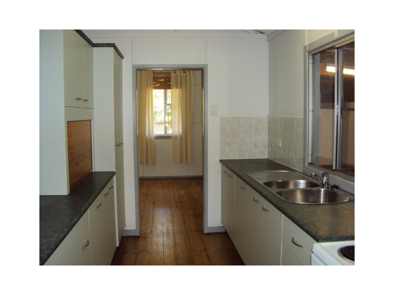 58 MOREY STREET, South Townsville QLD 4810