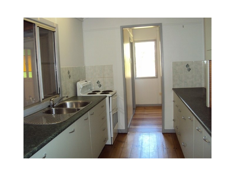 58 MOREY STREET, South Townsville QLD 4810