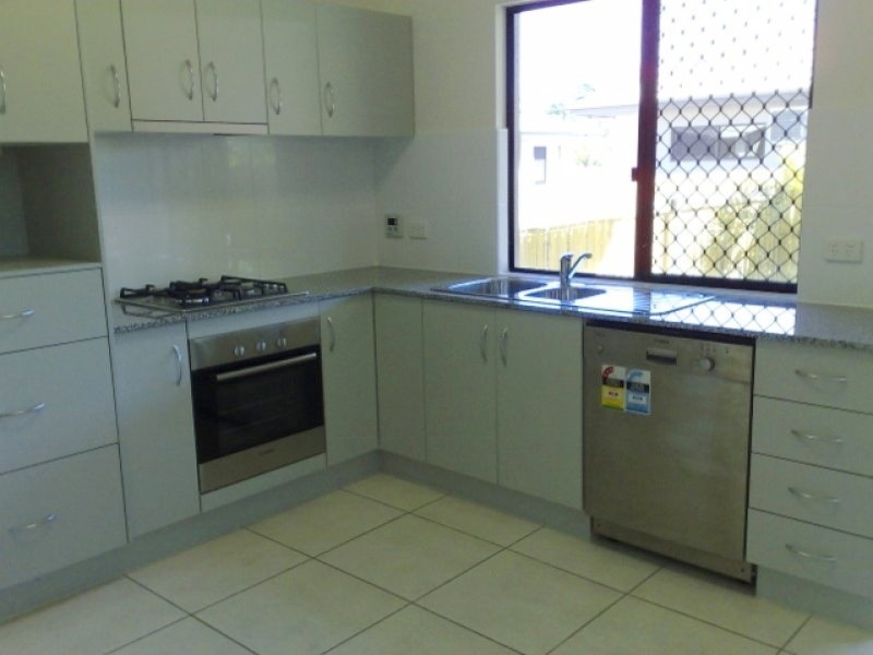 3/9 RYRIE CRESCENT, Rasmussen QLD 4815