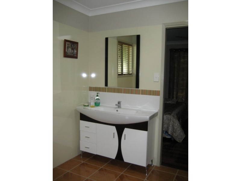 Railway Estate QLD 4810