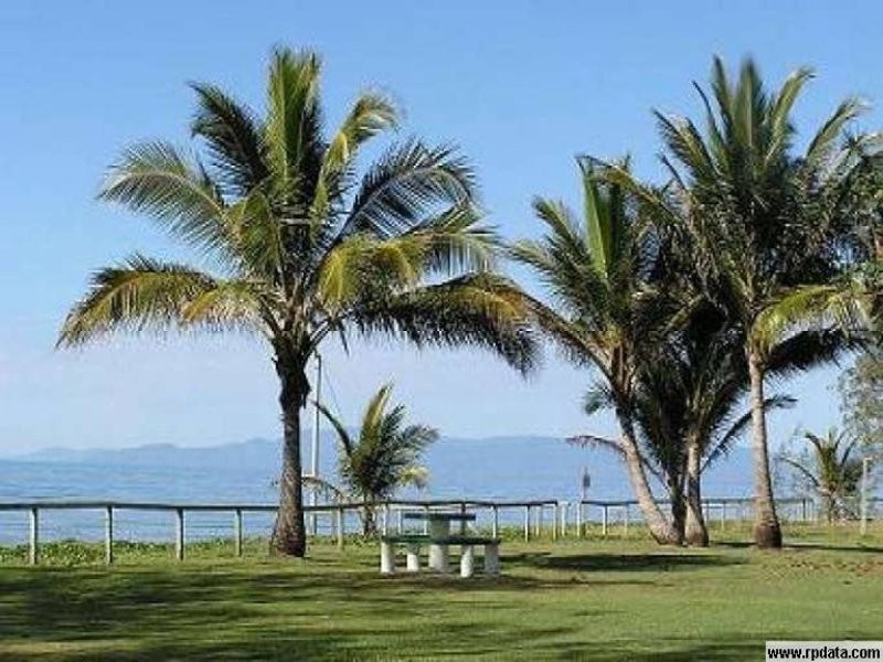 11 MISTLETOE STREET, Forrest Beach QLD 4850