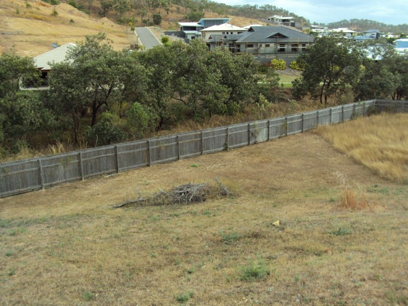 53 ST ALBANS ROAD, Mount Louisa QLD 4814