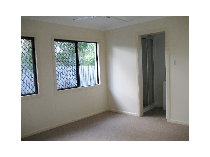 13 SENTOSA COURT, Kelso QLD 4815