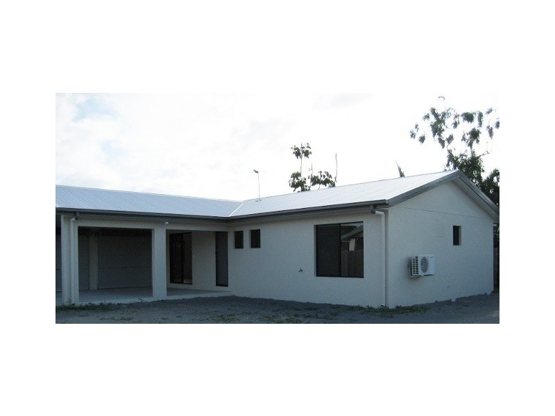 13 SENTOSA COURT, Kelso QLD 4815