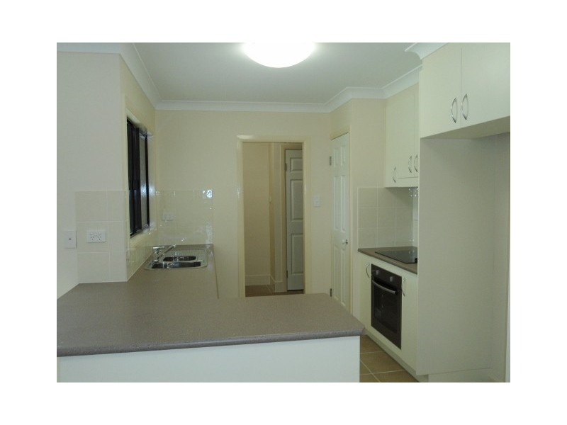 33 SANDPLOVER CIRCUIT, Bohle Plains QLD 4817