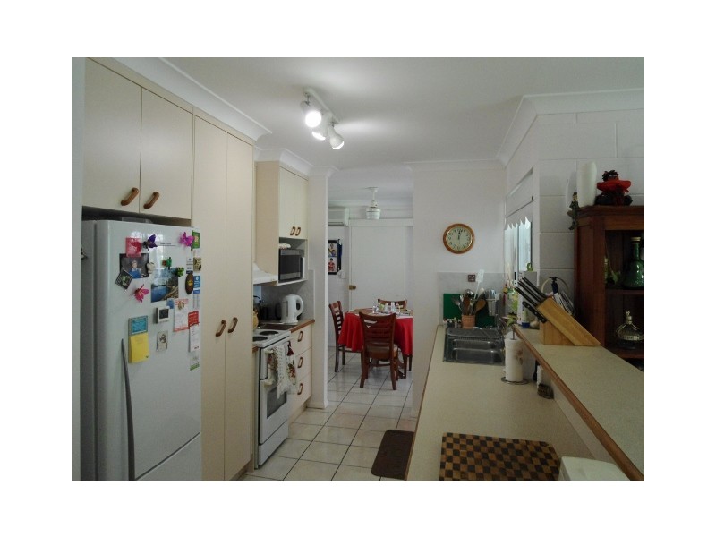 2 BEHAN COURT, Cranbrook QLD 4814