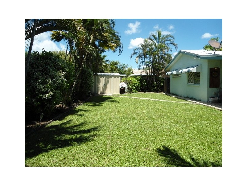 2 BEHAN COURT, Cranbrook QLD 4814