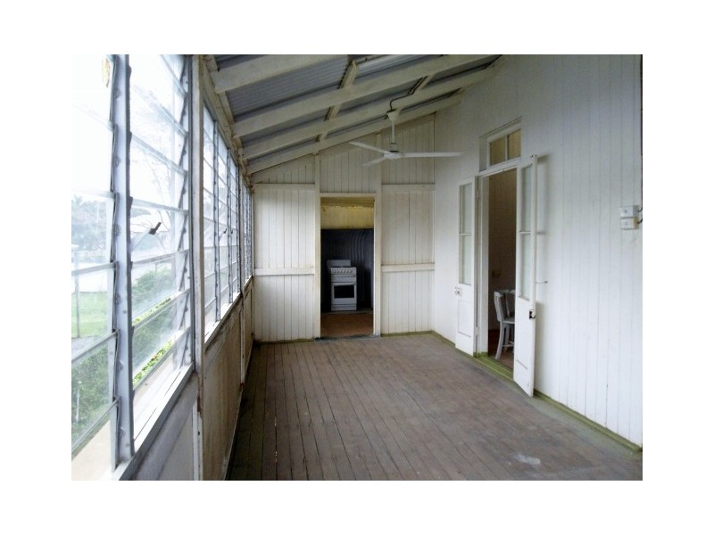 49 ALBANY ROAD, Hyde Park QLD 4812