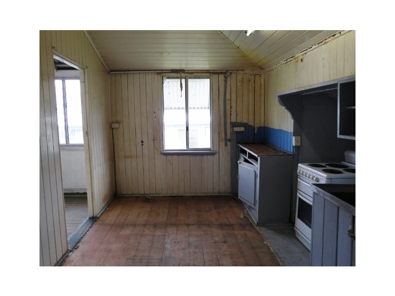 49 ALBANY ROAD, Hyde Park QLD 4812