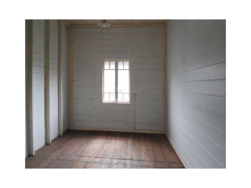 5 RAILWAY AVENUE, Railway Estate QLD 4810