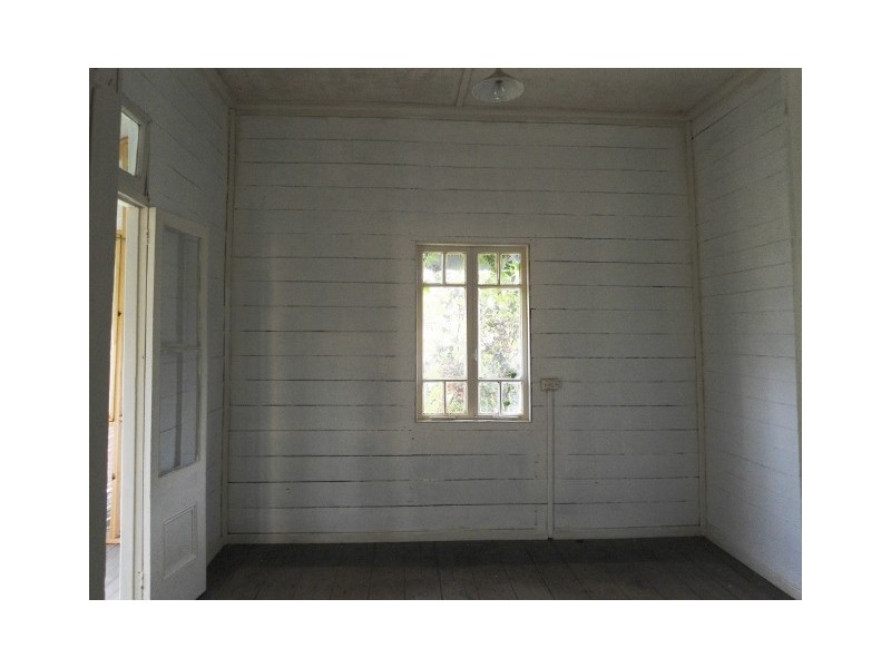 5 RAILWAY AVENUE, Railway Estate QLD 4810