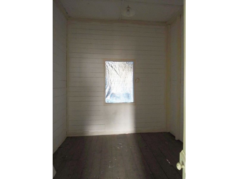 5 RAILWAY AVENUE, Railway Estate QLD 4810