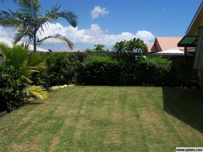 51 ESTUARY PARADE, Douglas QLD 4814