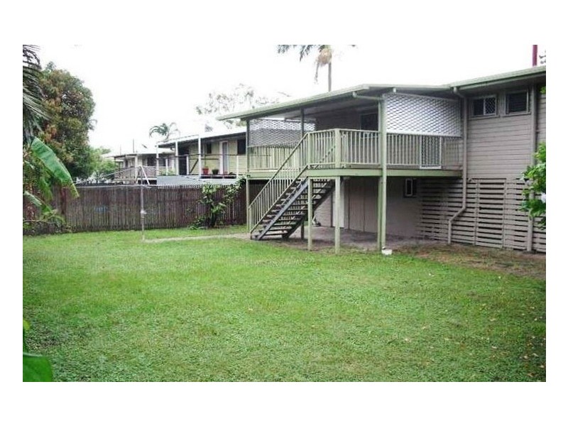 6 CLEMENTS CRESCENT, Vincent QLD 4814