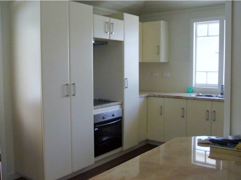 4 GULLIVER STREET, Mundingburra QLD 4812