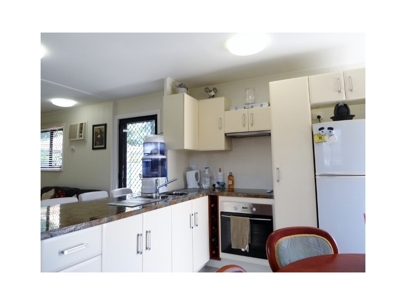 4 GULLIVER STREET, Mundingburra QLD 4812