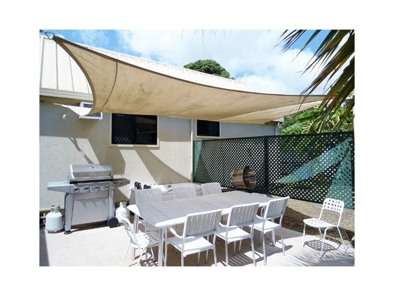 4 GULLIVER STREET, Mundingburra QLD 4812