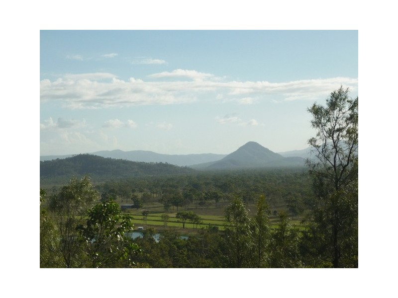 7-9 CHILOTT COURT, Bushland Beach QLD 4818