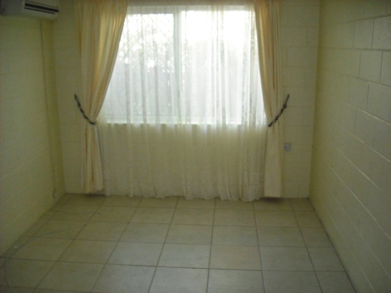 1/175 FRANCIS STREET, West End QLD 4810