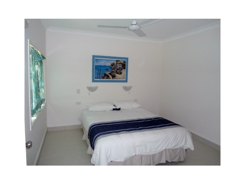 49 PICNIC STREET, Picnic Bay QLD 4819