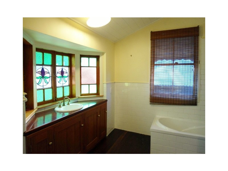 Railway Estate QLD 4810