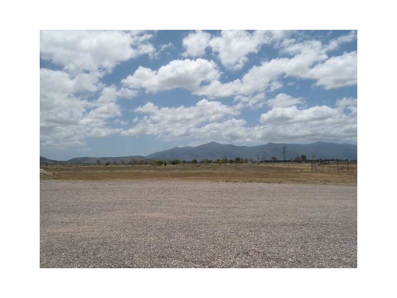 33071 BRUCE HIGHWAY, Horseshoe Lagoon QLD 4809