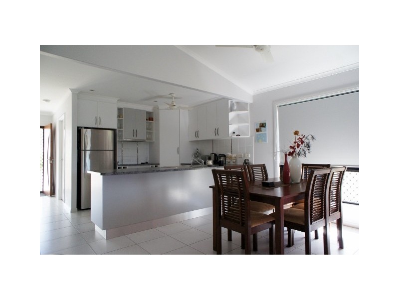 41 ZOE COURT, Mount Louisa QLD 4814