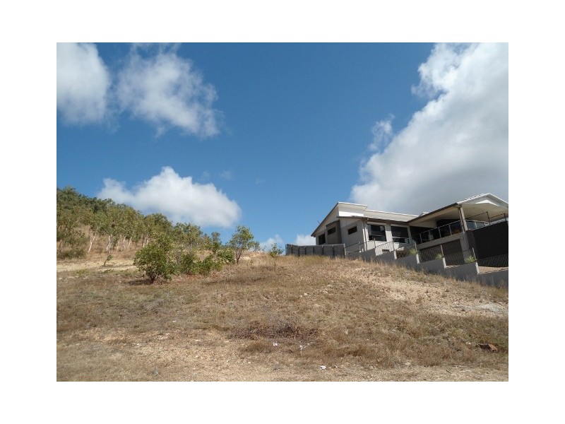 41 TIMBURY WAY, Mount Louisa QLD 4814