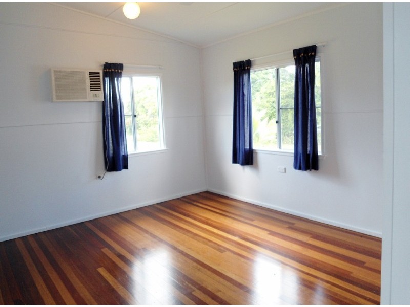 36 LOWTH STREET, Rosslea QLD 4812