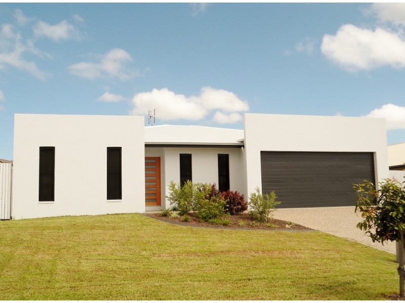 12 BAIRD COURT, Bushland Beach QLD 4818