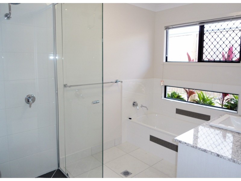 12 BAIRD COURT, Bushland Beach QLD 4818