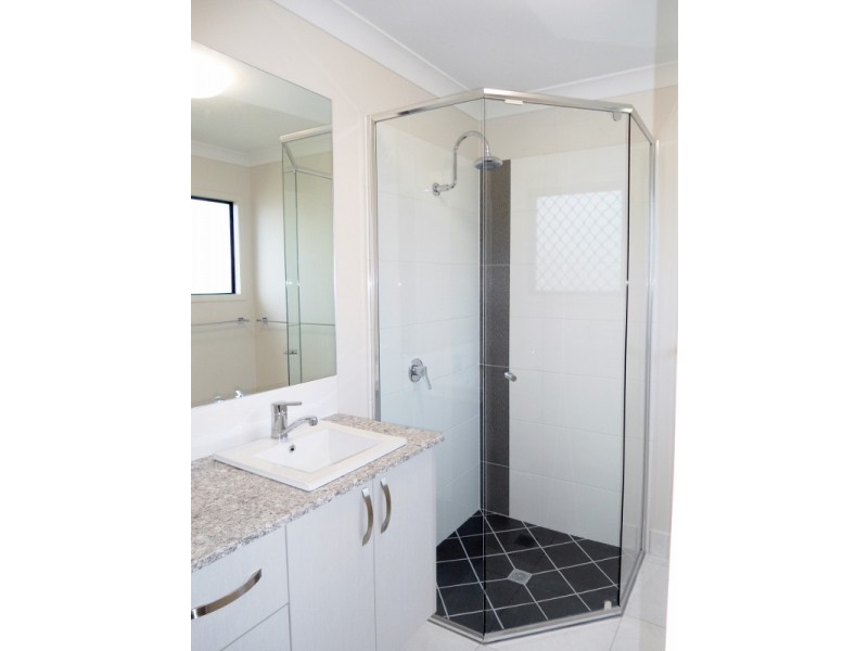 12 BAIRD COURT, Bushland Beach QLD 4818