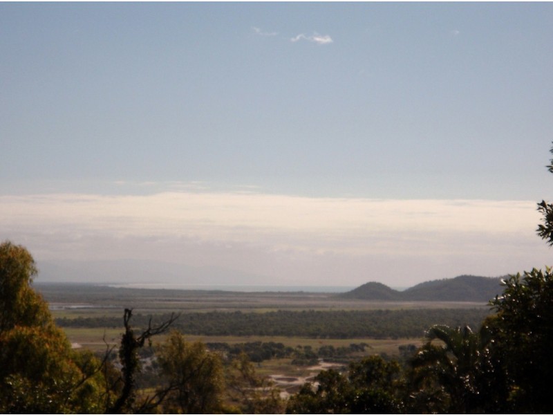 2 ASCOT PLACE, Castle Hill QLD 4810