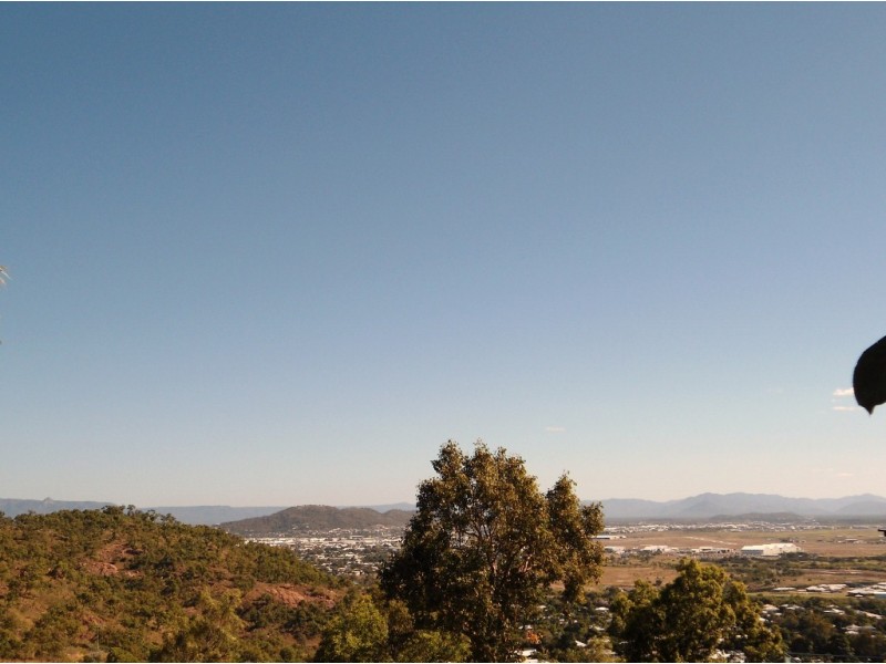 2 ASCOT PLACE, Castle Hill QLD 4810