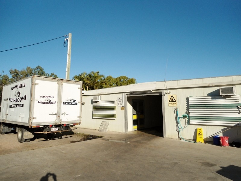 2 BRADY ROAD, Oak Valley QLD 4811