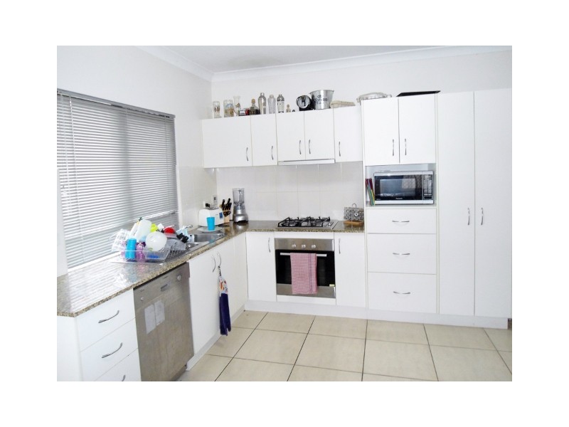 2/9 RYRIE CRESCENT, Rasmussen QLD 4815
