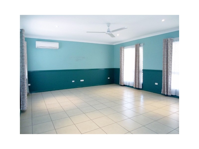 3 KINNARDY STREET, Burdell QLD 4818