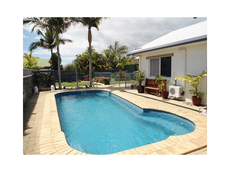 3 KINNARDY STREET, Burdell QLD 4818