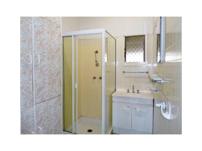 34 BROOKS STREET, Railway Estate QLD 4810