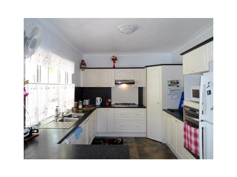 1009 FLINDERS HIGHWAY, Brookhill QLD 4816