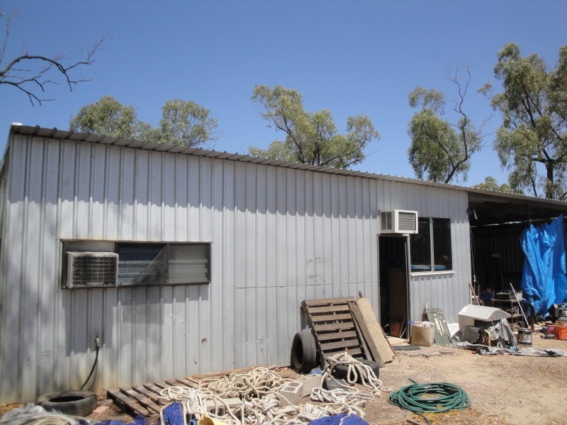 1009 FLINDERS HIGHWAY, Brookhill QLD 4816