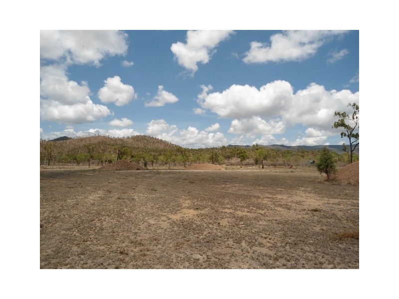 1009 FLINDERS HIGHWAY, Brookhill QLD 4816