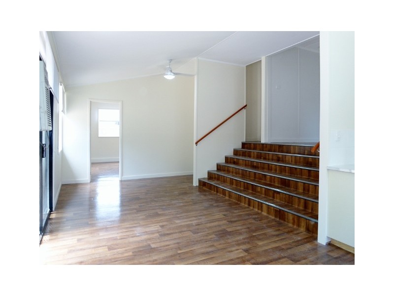 25 PEEL STREET, Garbutt QLD 4814